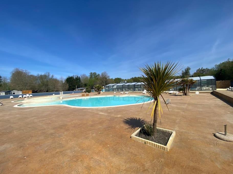 Vue Sur Le Lac, Cadre Verdoyant, Camping 4 Etoiles Aureilhan  Exterior photo